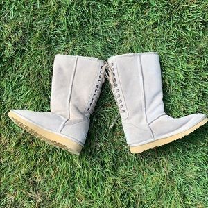 NWT never worn biege UGG high boots tie in back